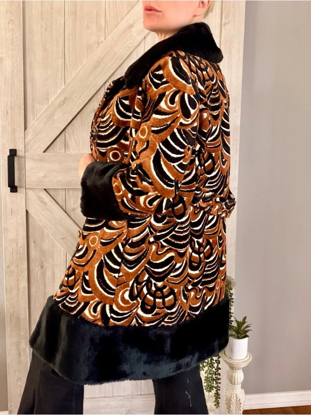 Vintage 60’s Psychedelic Tapestry Coat - Picture 5 of 16